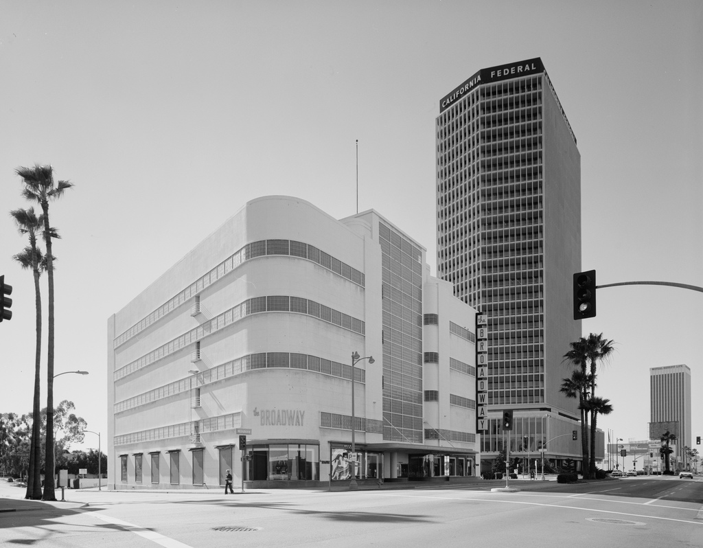Coulter's Department Store, Miracle Mile, later The Broadway Wilshire