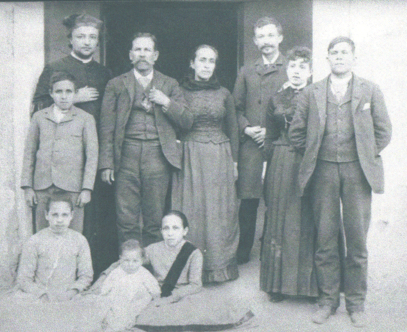 Family of José Mauro Luján (1840-1916) and Dolores Zubia (1843-1937)