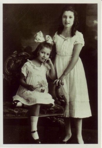 Cecilia (1909-2008) and Lucia (1903-2001)