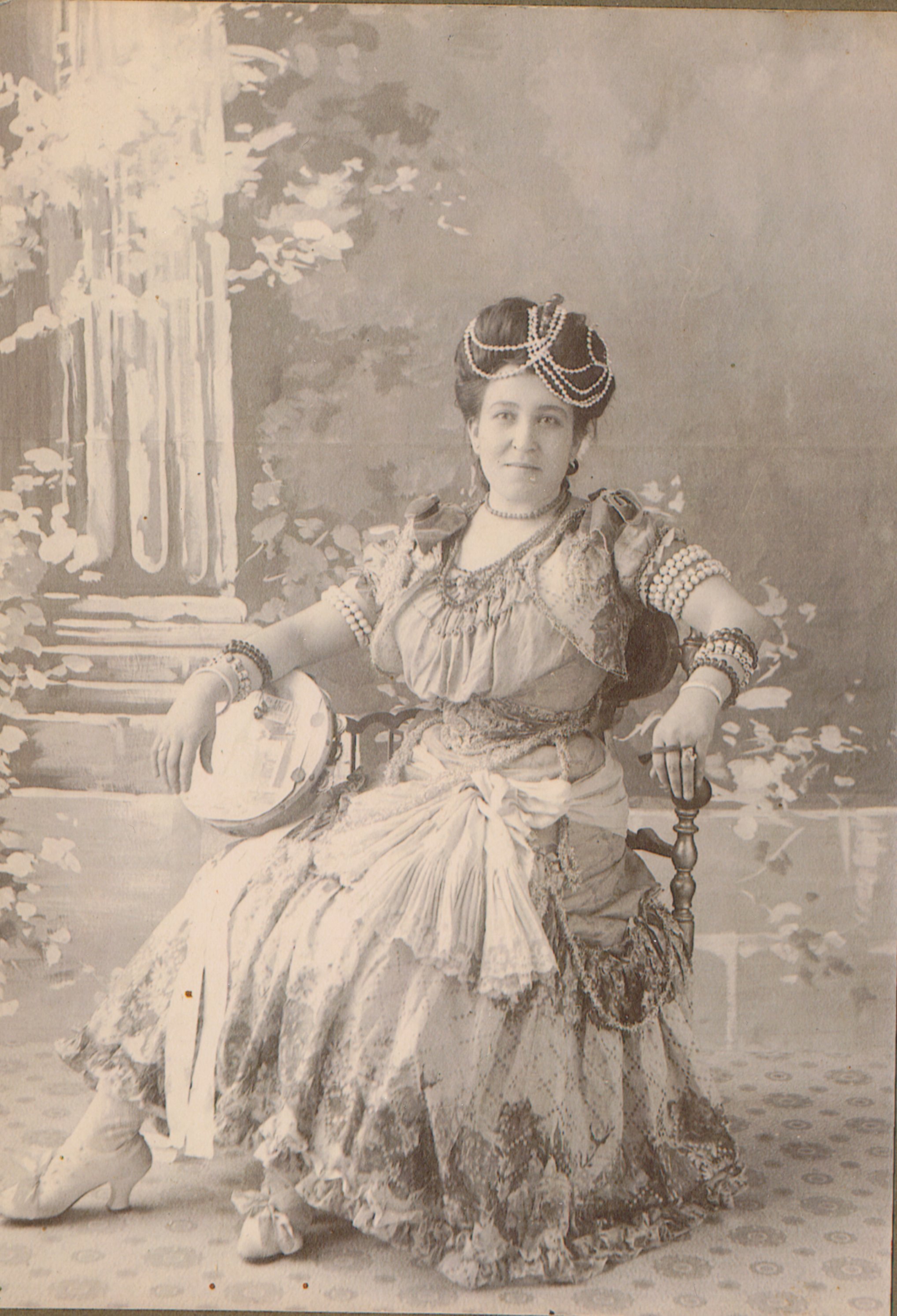 Concepción "Concha" (Luján) Newman (1884-1953), daughter of José Mauro Luján