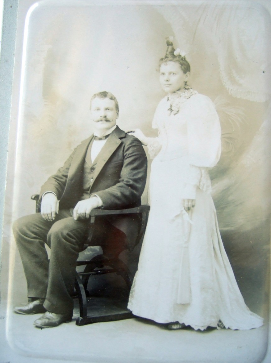 Frederick Brunk (1862-1943) and Barbara Stoltz (1870-1923) on their wedding day